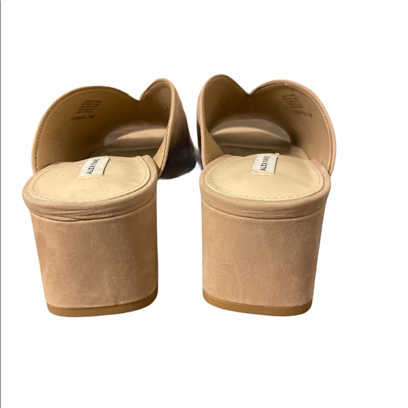 Tan slide sandals - Picture 6 of 8